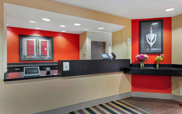 Extended Stay America Suites Indianapolis Castleton