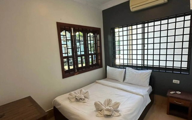 Mandalay Inn