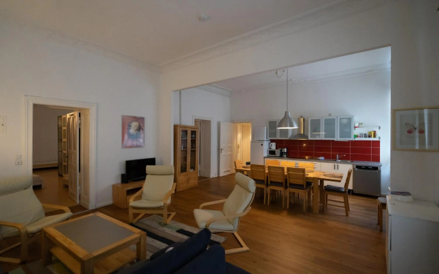 Großes Apartment in zentraler Lage