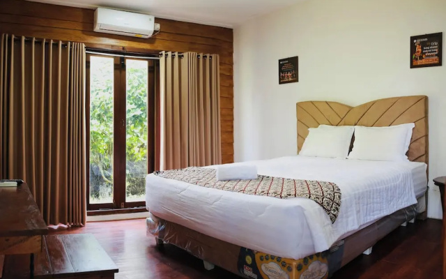 Giri Tengah Resort Borobudur – Guest Rooms – Borobudur