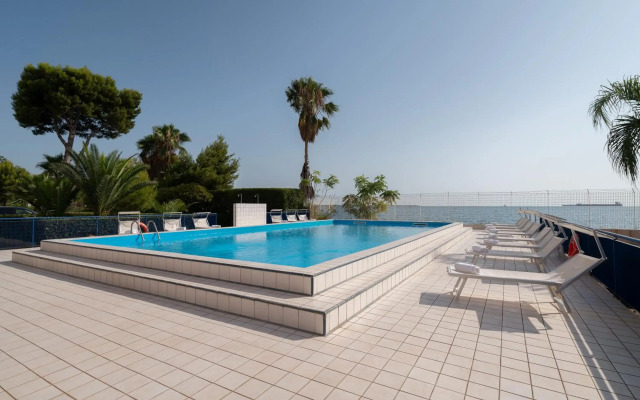 Delfino Taranto Hotel