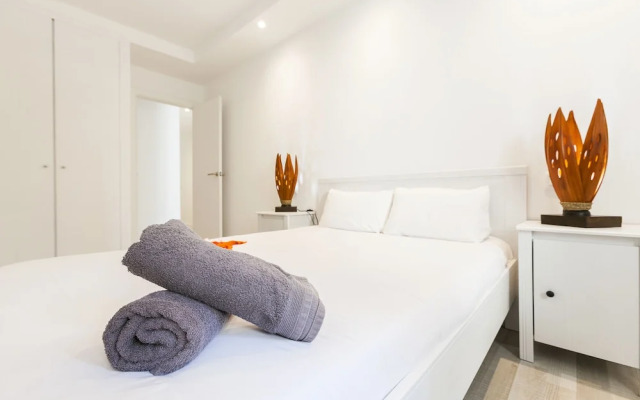 Vista Roses Mar - Villas Batik