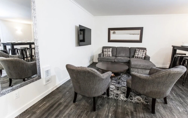 Novlan Suite by Revelstoke Vacations