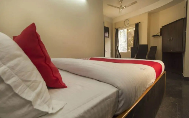 Sky Line Lodge by OYO Rooms