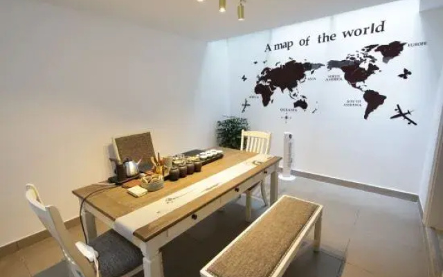 Xiaoyin Qichi Art Hostel