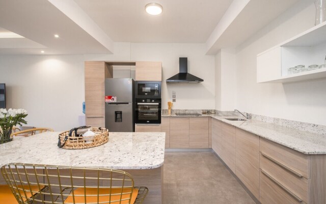 Capital Sapphire Line 1 bed  by YourHost