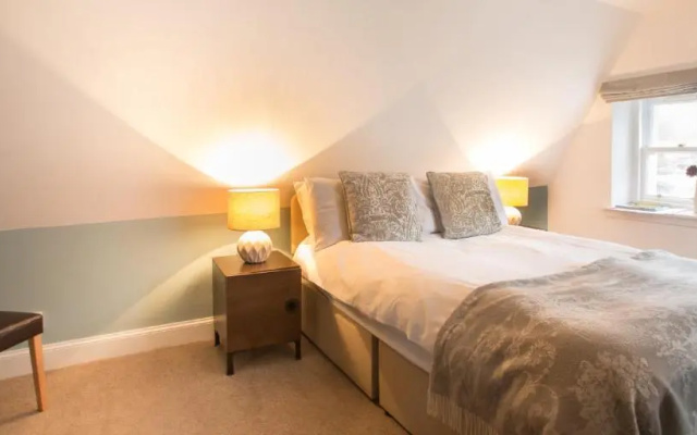 Lamlash Bay Hotel