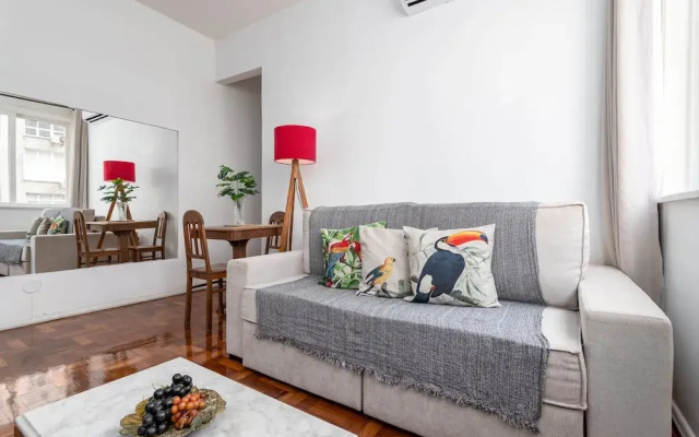 7 Minutes From Ipanema Beach Bt302b