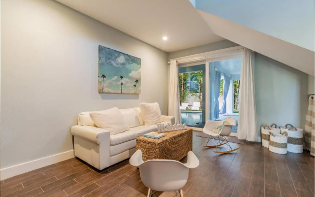 Playa Esmeralda Boutique Inn