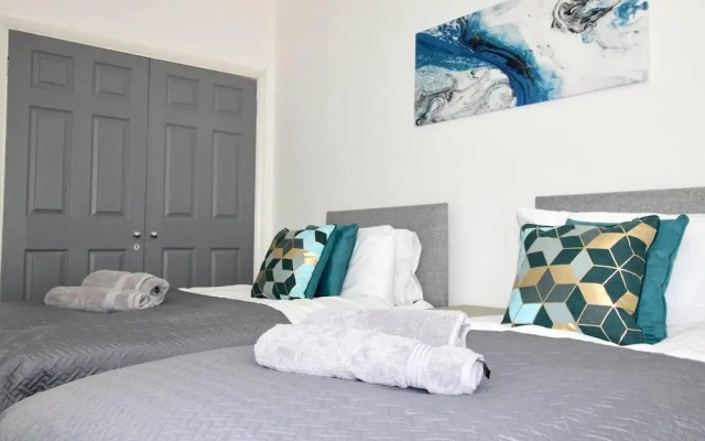 Remarkable 3-bed Apartment in Newport Pagnell