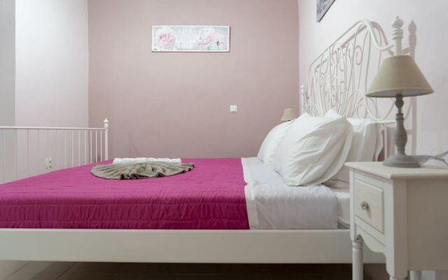 Liz Apartment  by CorfuEscapes