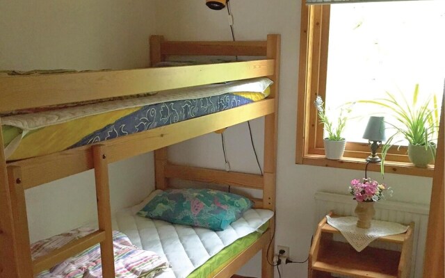 Beautiful Home in Yngsjö With 3 Bedrooms and Wifi