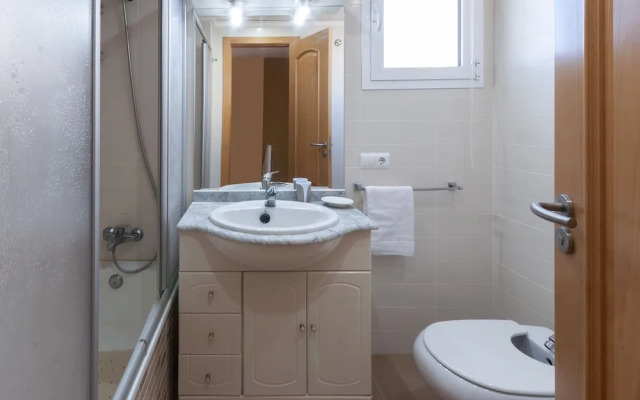 Golden in Gandia With 3 Bedrooms and 3 Bathrooms