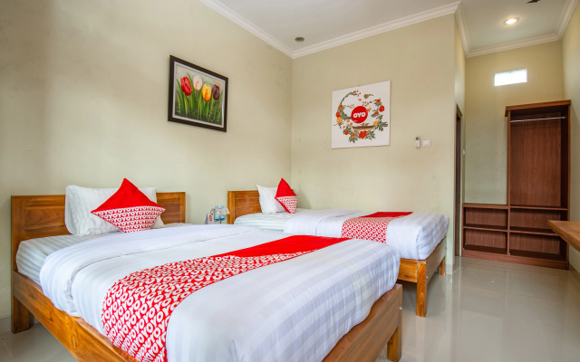Joglo Manggisan Syariah – Guest Rooms – Baturetno