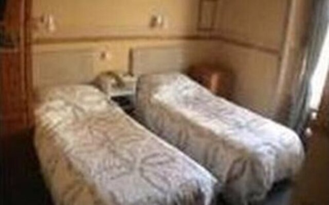 Woodlands Hall Hotel