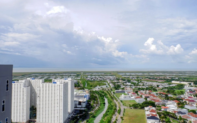 Modern Minimalist Studio Apartment At East Coast Mansion