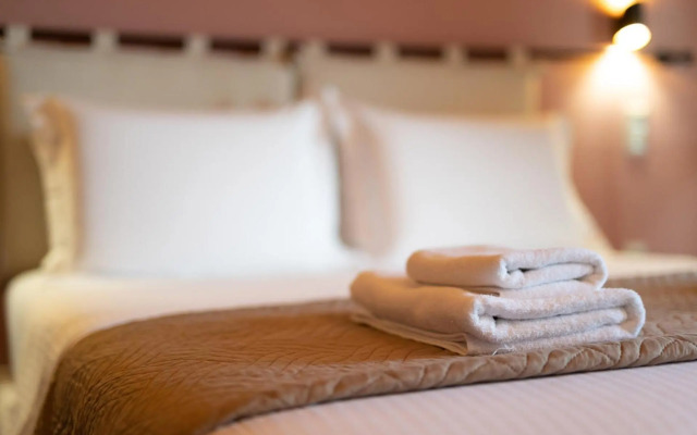 Sofita με θέα τη θάλασσα