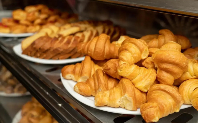 Aracan Eatabe Luxor Hotel