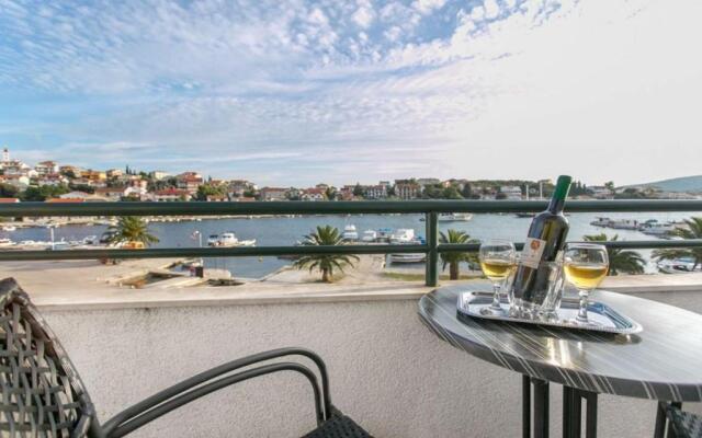 Apartments Mare - 30m from beach