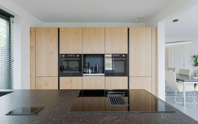 Luxury Villa Near the Harderbos