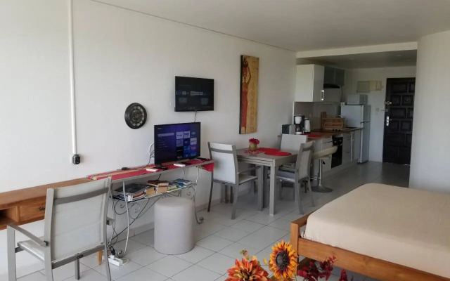 Villa Orient Bay