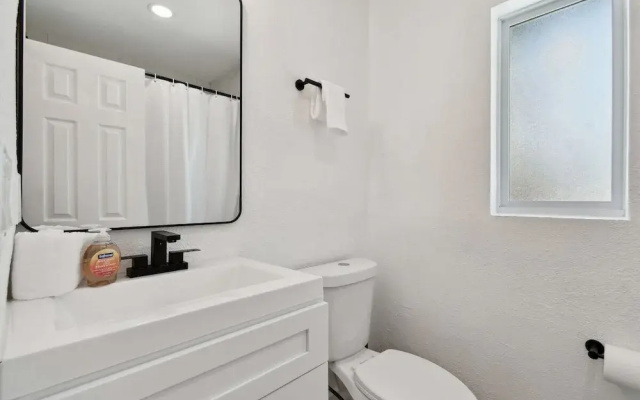 117 127th Ave E Unit 3