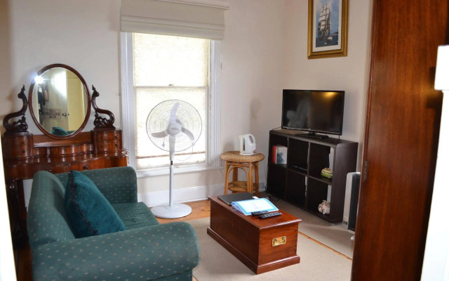 Point Lonsdale Guest House