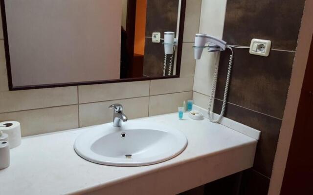Livia Hotel