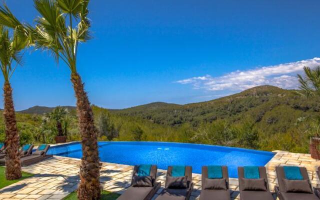 Casa Nova Estate