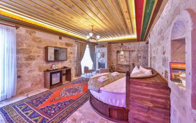 Noble Crown Stone House