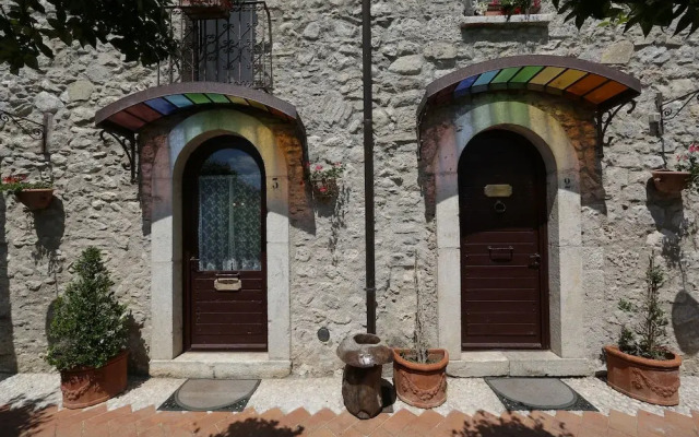 Valle Dell'Aquila Country House