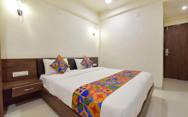 Fabhotel A1 Plaza