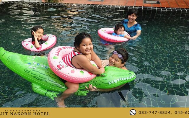 Vijitnakorn Nonpak Hotel