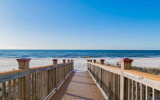 Beach Colony Towers by Southern Vacation Rentals