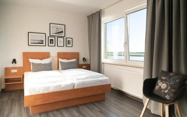 Hotel Rheinpromenade8