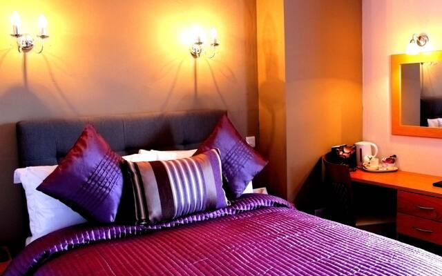 The Pier Hotel