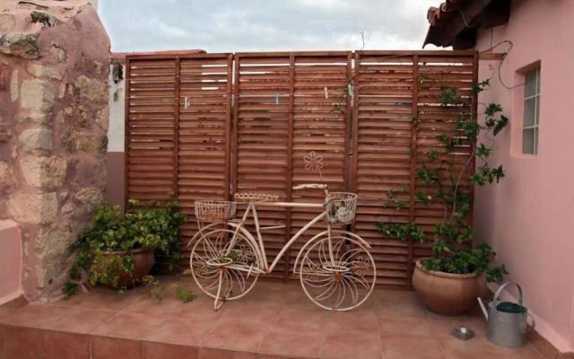 Nakli Traditional Guesthouse