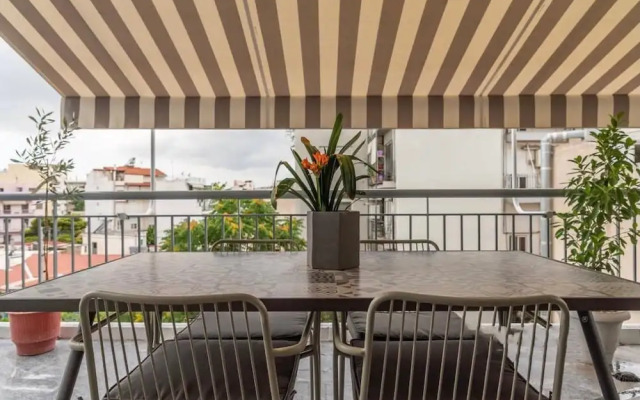 Artistic apt in Gazi with terrace by GHH