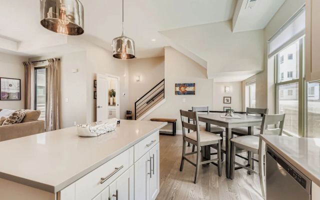 Lazy Rocky Retreat 2 Bedroom Home