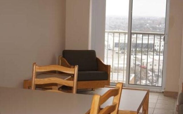 Backpacker College at Wilfrid Laurier University