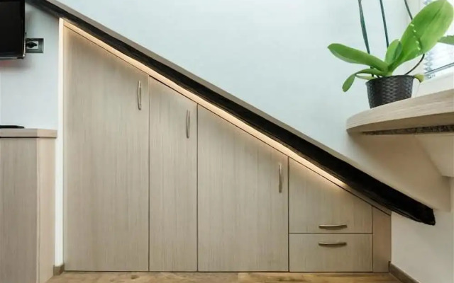 Torino Multifunctional Stylish Studio