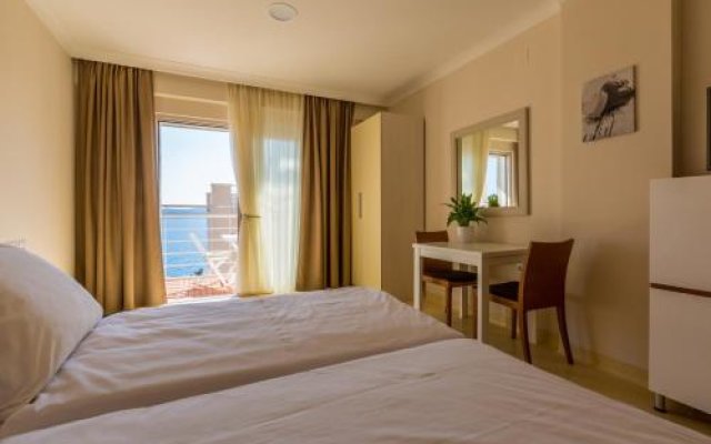 Crikvenica Residence Apartments and Rooms