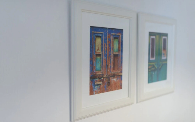 Spacious Alfama Apartment + Free Pickup, By TimeCooler