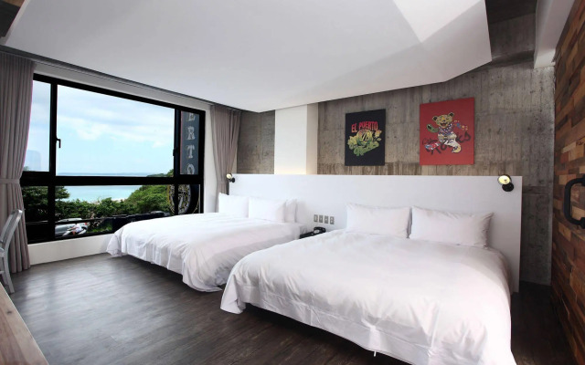 El Puerto Hotel