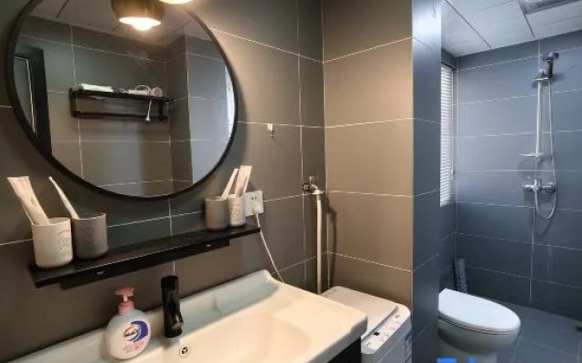 Wutu Designer Homestay (Near Giant Wild Goose Pagoda & Datang Everbright City) — 2-star hotel in Xi'an