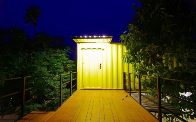 The Eight Guest House