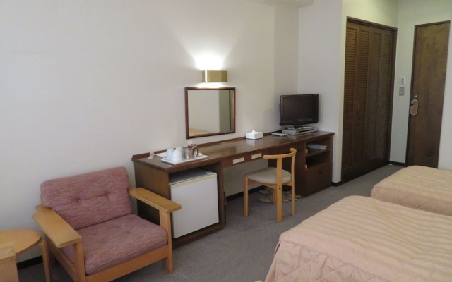 Petit Hotel Epi – Guest Rooms – Yamanouchi