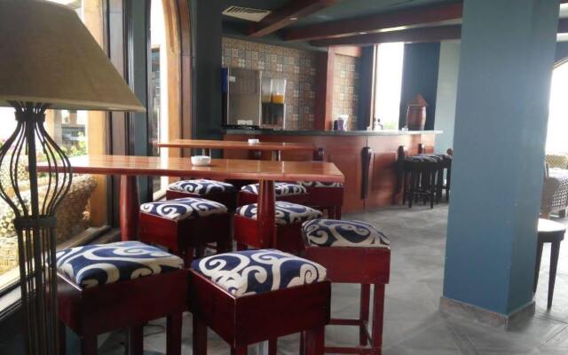 Palmyra Club Amar El Zaman