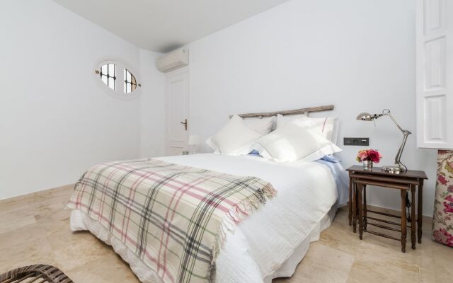 Bright And Spaious 2 Bd Apartment Close To The Bullring Iris