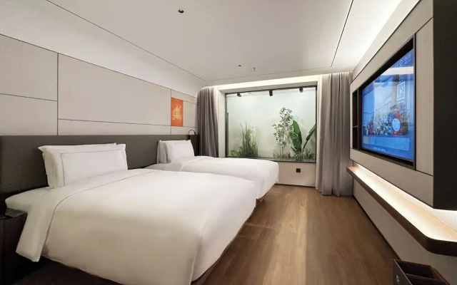 UrCove by Hyatt Shanghai on the Bund